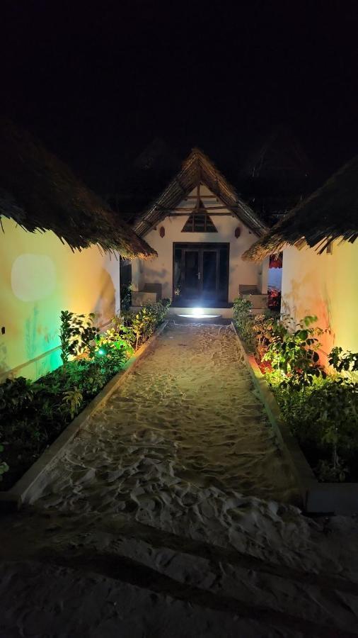Almas Beach Boutique Hotel Makunduchi Eksteriør bilde