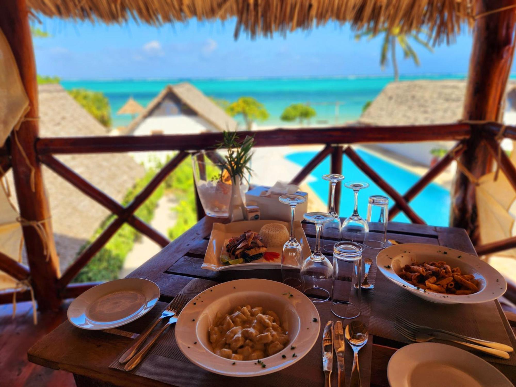 Almas Beach Boutique Hotel Makunduchi Eksteriør bilde