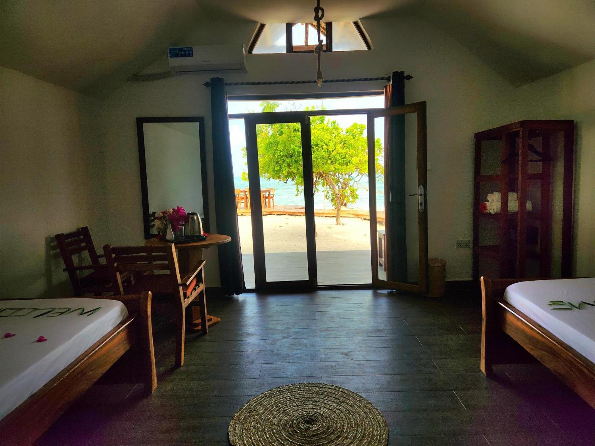 Almas Beach Boutique Hotel Makunduchi Eksteriør bilde