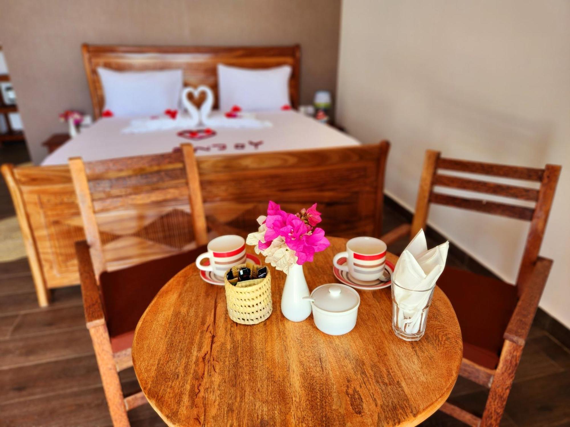 Almas Beach Boutique Hotel Makunduchi Eksteriør bilde