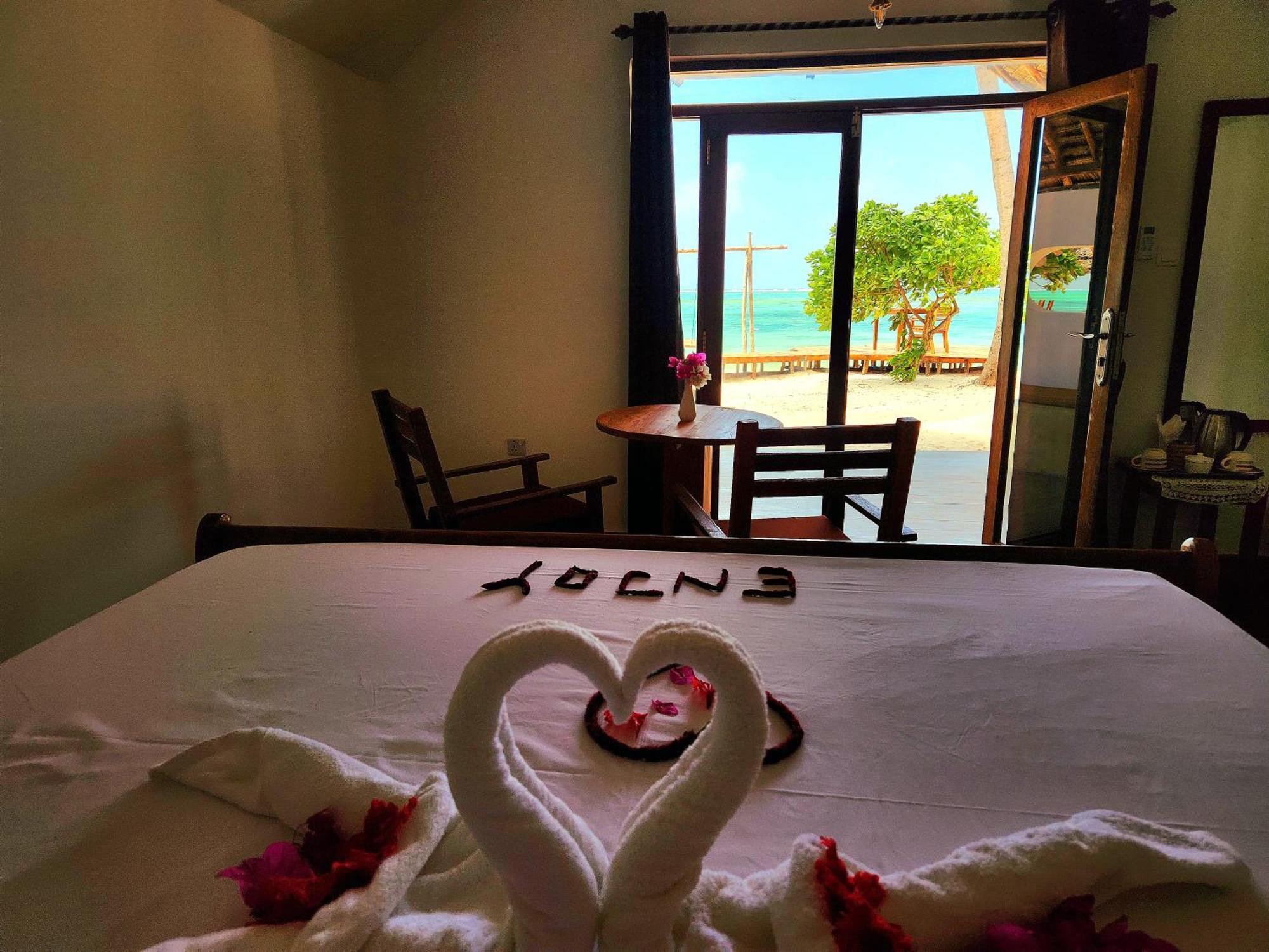 Almas Beach Boutique Hotel Makunduchi Eksteriør bilde
