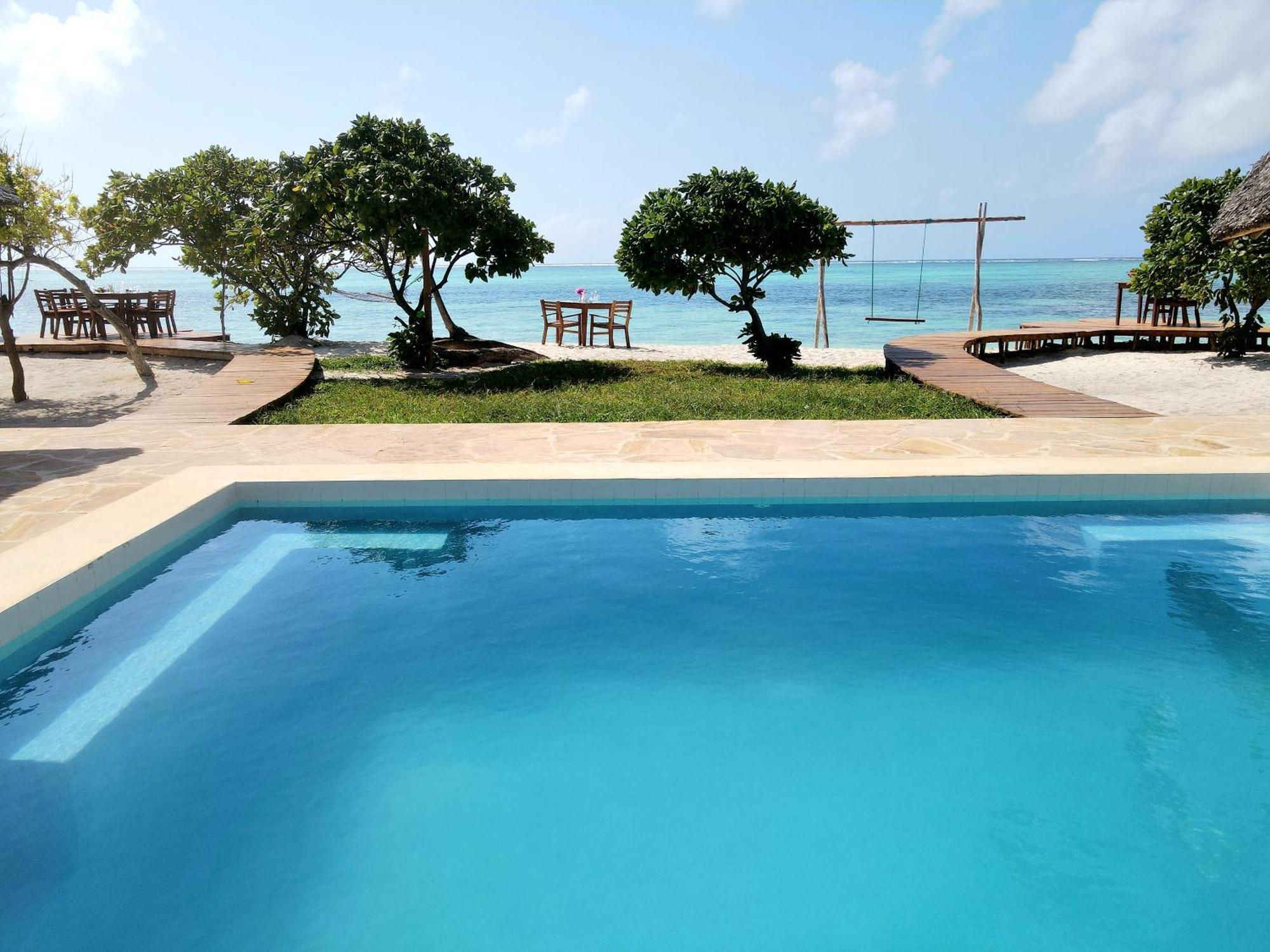 Almas Beach Boutique Hotel Makunduchi Eksteriør bilde