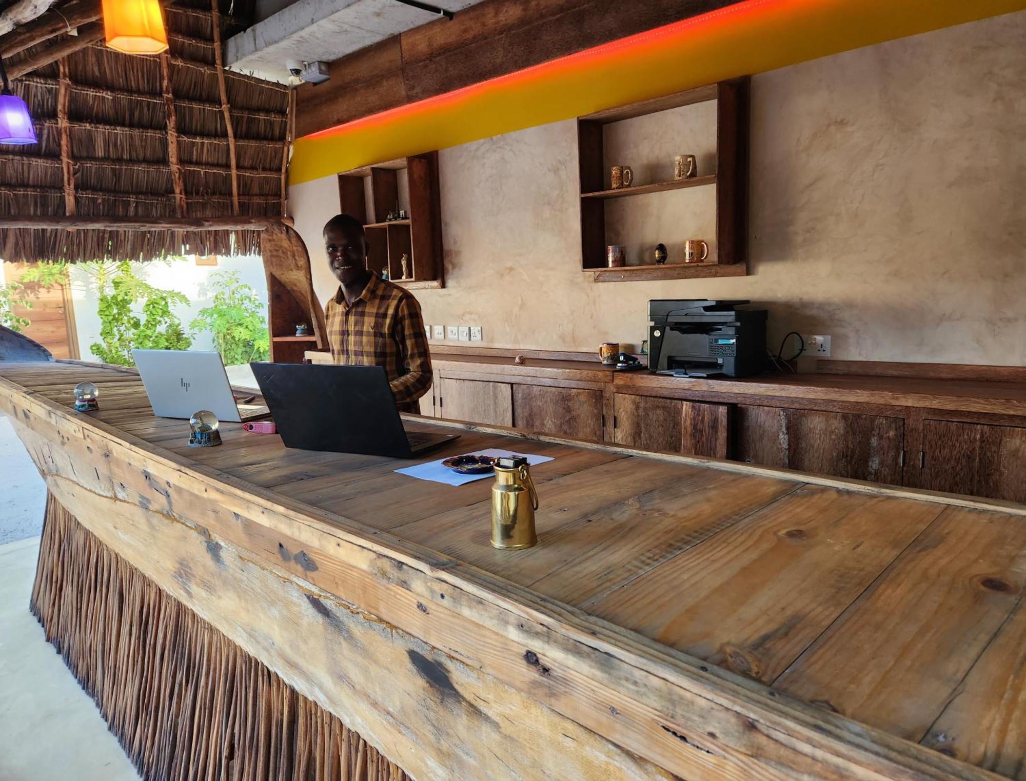Almas Beach Boutique Hotel Makunduchi Eksteriør bilde
